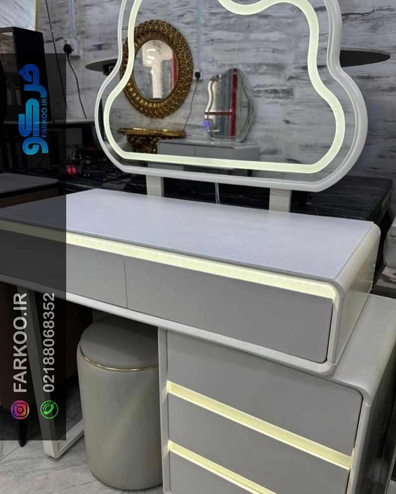 آینه رومیزی مدرن 