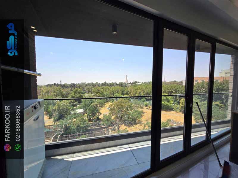 درب آلومینیومی شیشه ای
