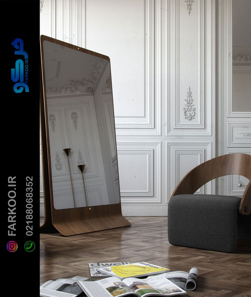 آینه با پایه چوبی