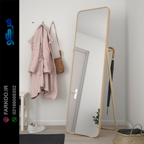 آینه ایستاده