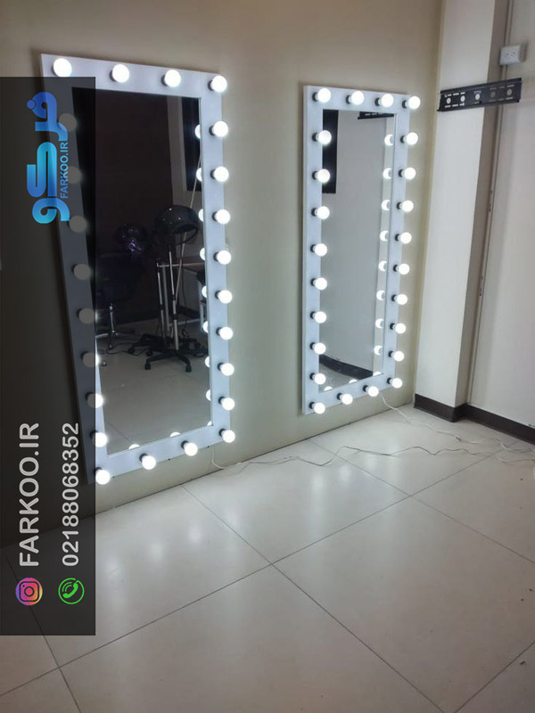 آینه میکاپ متحرک