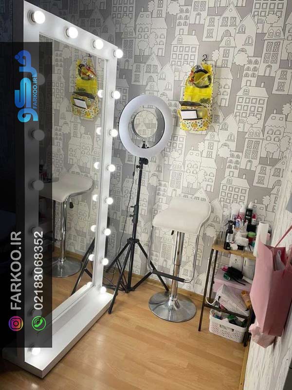 آینه میکاپ قدی