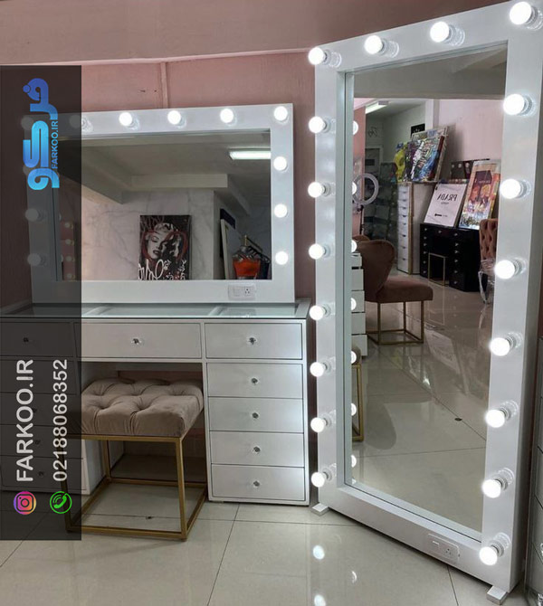 آینه میکاپ مستطیلی