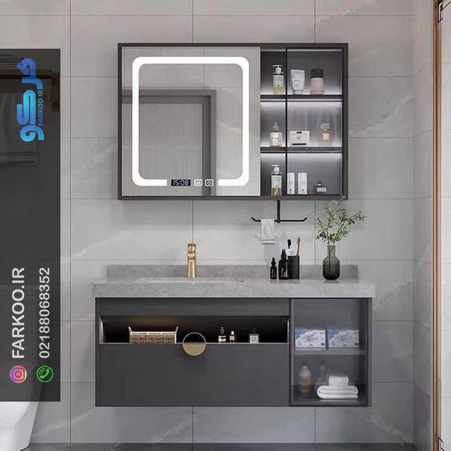 آینه در دار